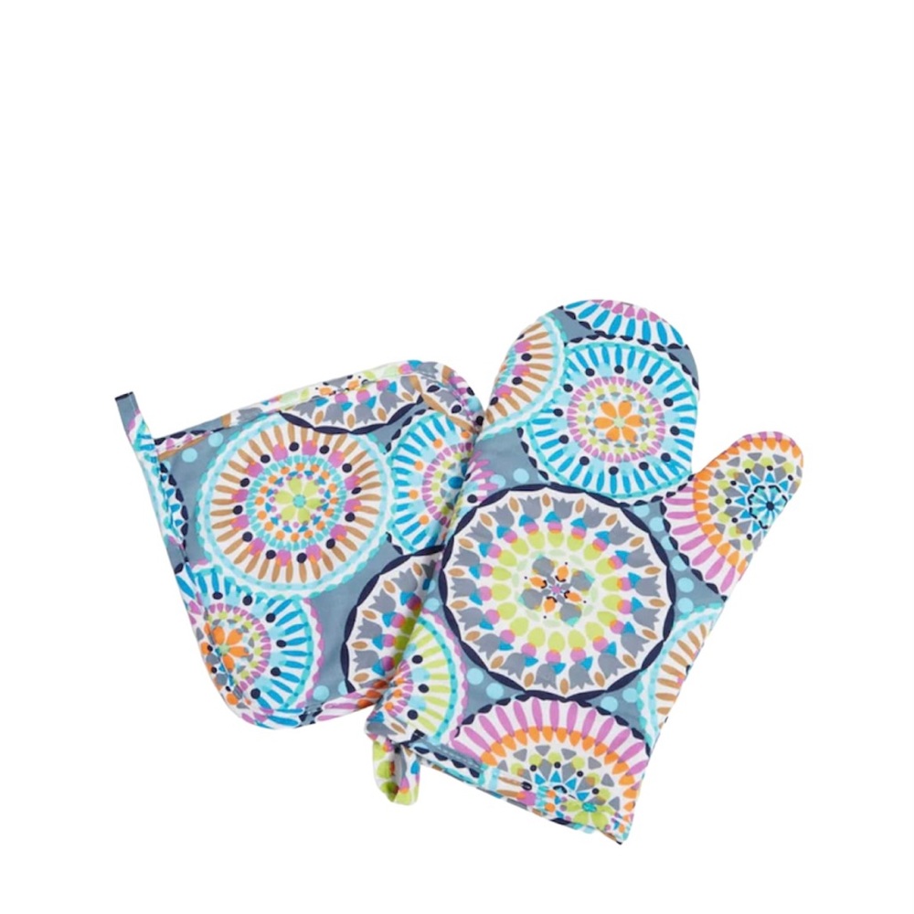Vera Bradley Pot Holder & Oven Mitt Set NWT